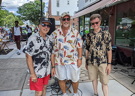 The Aquatudes at Cruisin' on Main Street, Manchester, CT on 8/7/22