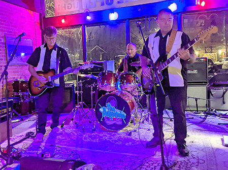 Aquatudes at Oh Momma on 10/28/23